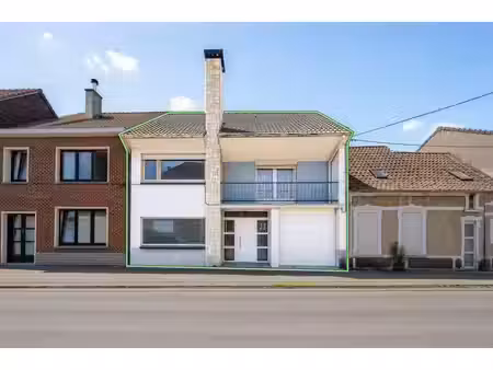 spacieuse maison avec grenier aménageable sur antoing