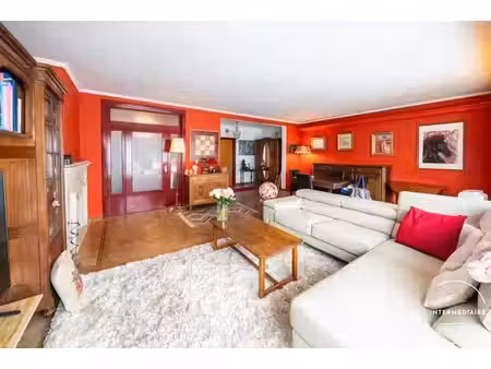charleroi centre – spacieux 3 chambres de +/- 115 m²