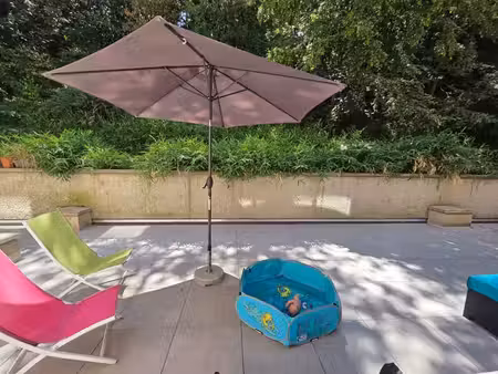 superbe rez-de-chaussée de 100m² avec terrasse de 30m²