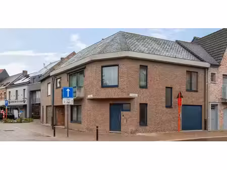 maison à vendre à onze-lieve-vrouw-waver pour € 345.000 avec 3 chambres à coucher