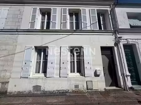 vente maison 6 pièces 155 m² à rochefort (17300)  249 900 €