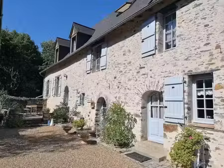 vente propriété 7 pièces 160 m² à argentré (53210)  374 500 €