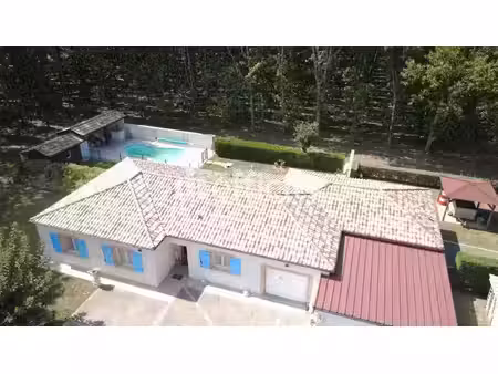 vente maison 6 pièces 141.5 m² à sainte-livrade-sur-lot (47110)  374 000 €
