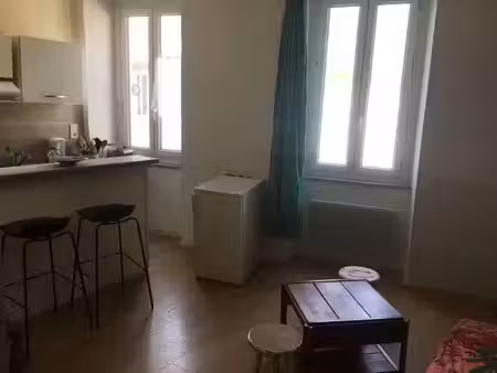 location appartement 1 pièce 32 m² à pau (64000)