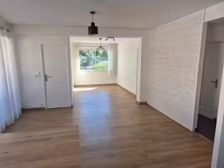 location appartement 3 pièces 69 m² à clermont-ferrand (63000)