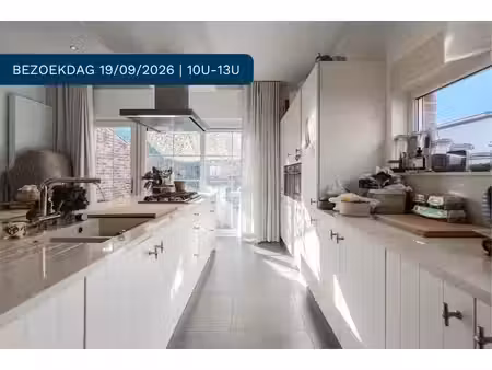 prachtig afgewerkte en instapklare woning te sint-michiels
