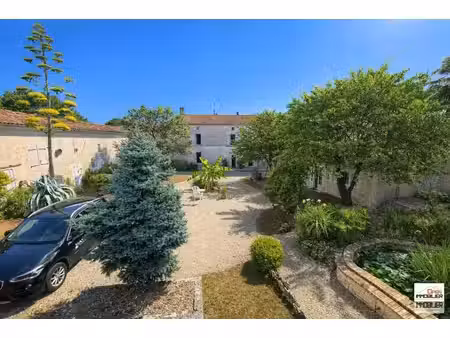 corps de ferme à rafraichir