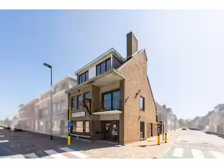 friterie & appartement duplex et entrées séparées