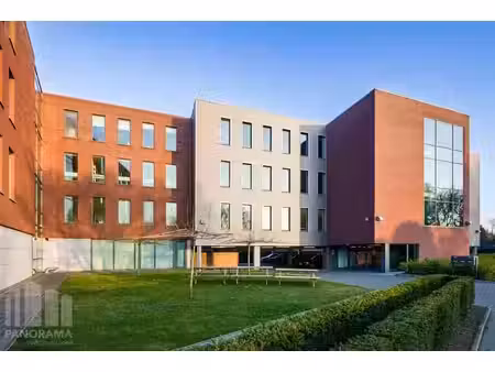 moderne & instapklare kantoorruimte van 375 m² nabij e17 ...