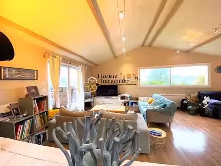 vente maison 7 pièces 189.77 m² à santec (29250)  399 900 €