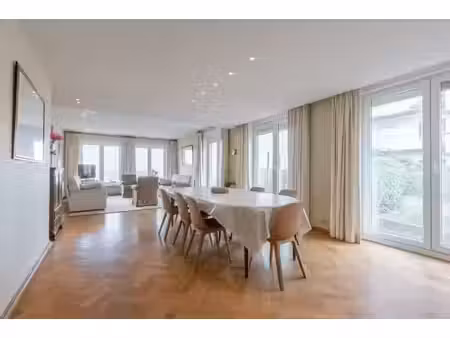 appartement à louer à oosthinderstraat 2 knokke-heist (rwc43516)