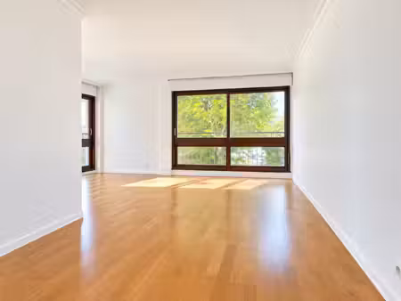appartement à vendre 4 pièces le chesnay (78)100m²-3 chambres-loggia-balcon-parking-cave