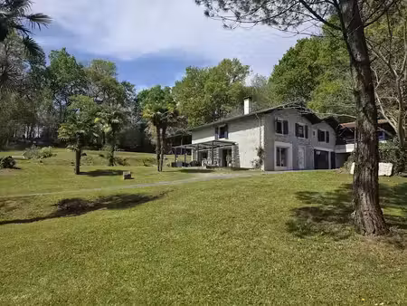 vente maison 8 pièces 238 m² à mouguerre (64990)  819 000 €
