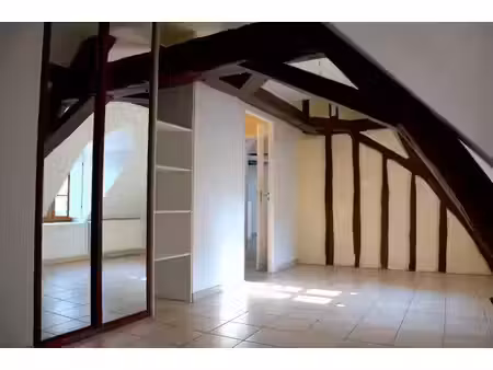location appartement 3 pièces 81 m² à chalon-sur-saône (71100)