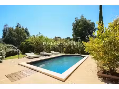 vente maison 5 pièces 170 m² à sainte-maxime (83120)  1 295 000 €