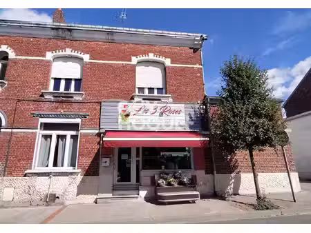 à vendre – immeuble à usage mixte à roisel