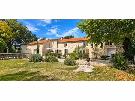 mas provençal authentique à visan