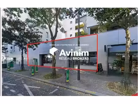 location commerce paris 75013 230m²