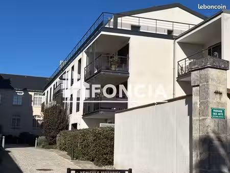appartement meublé 3 pièces 63.25m² à louer 1100 - la rochelle 17000