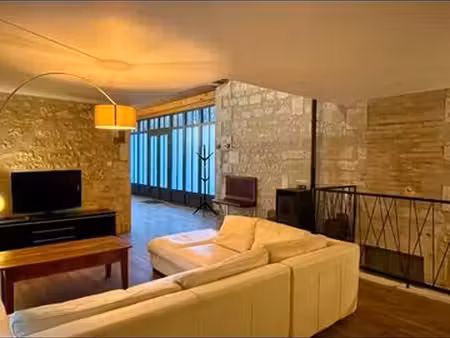logement charges comprises