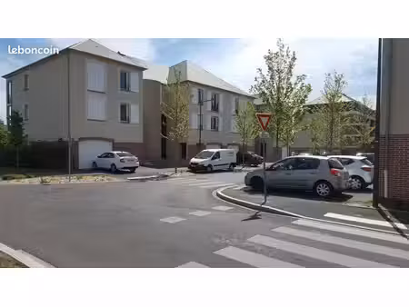 t3 duplex avec jardin et garage