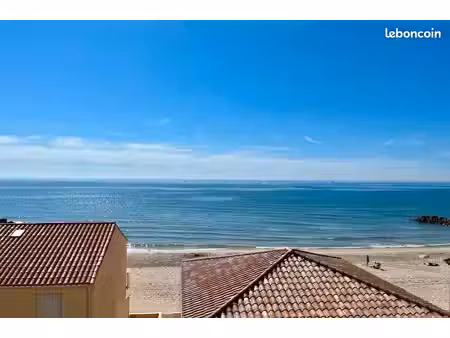 t2 duplex 47m² climatisé  pieds dans l'eau à palavas-les-flots — location 9 mois (bail mob