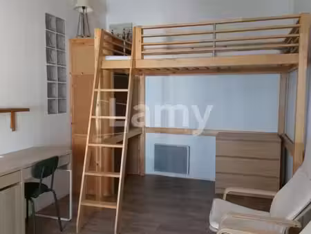 studio 1 pièce 25 m²