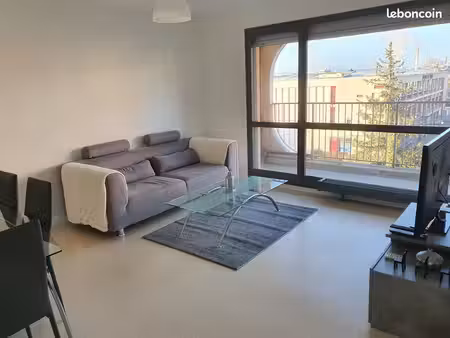 t2 meublé 53 m² avec un grand balcon traversant – sochaux