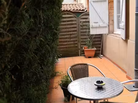 t2 logement étudiant  calme  fac de droit