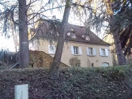 maison à louer à l'année