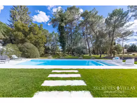villa de luxe à vendre dans le quartier toctoucau