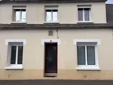 maison 5 pièces à pommerit-le-vicomte