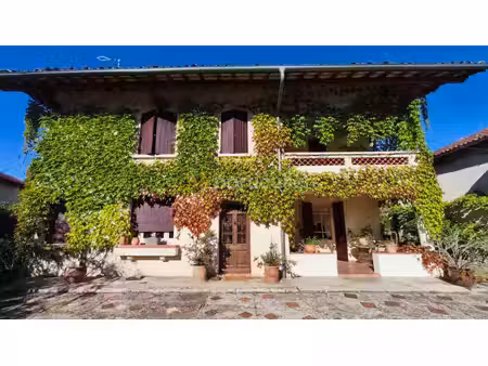 maison de maître 8 pièce(s) et dépendances proche captieux et a65