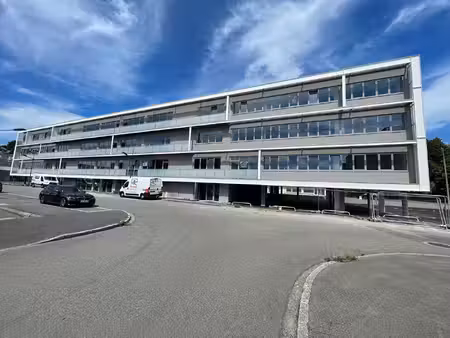 bureaux brest 677 m2