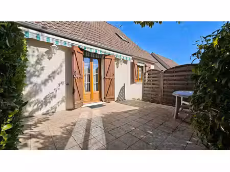 maison f4 de 82m2 - 3 chambres - garage accolé