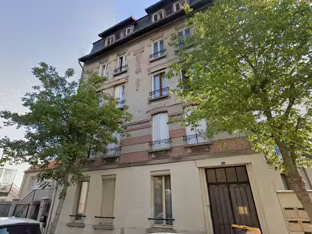 à louer - 2 pièces de 42 m2 - choisy-le-roi