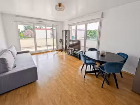a louer f3 meuble parking balcon dans residence recente avec chauffage inclus