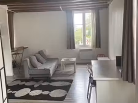 appartement a louer - beau meuble dans la tranchee a tours