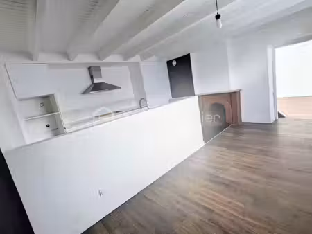 maison de 100 80 m² à andancette