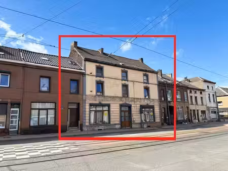 grande maison 3 chambres de 339 m² utiles avec jardin