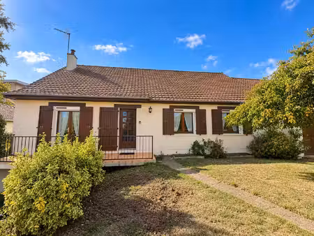 location maison 4 pièces 100 m² à saint-laurent-nouan (41220)