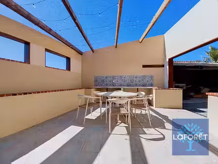 sigournais ? maison familiale avec annexe habitable ? 178 m² habitables au total