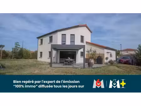 maison 6 pièces de 162 m²