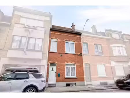 huis met 3 kamers en zonnige tuin te koop in vilvoorde