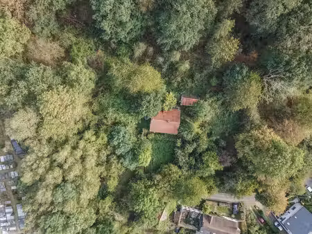 propriété à rénover sur plus de 77 ares