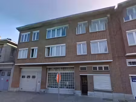 entrepôt - bureaux - 1.079 m²- anderlecht
