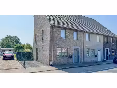 maison à louer à torhout pour € 1.150 avec 4 chambres à coucher