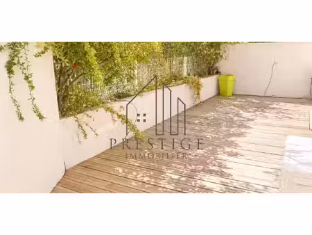 appartement avec terrasse centre ville - aubagne (13)
