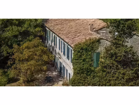 propriété avec piscine saint-rémy-de-provence (13)