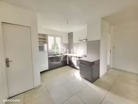 appartement 3 pièces 84 m²
